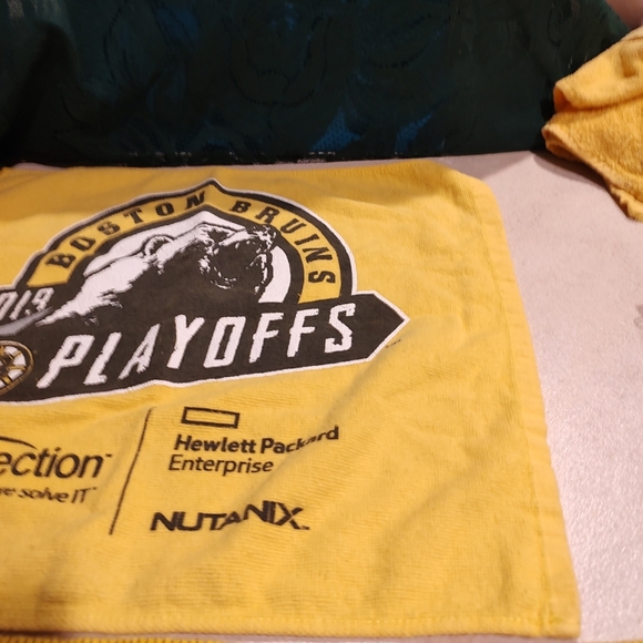 Stanley Cup playoff official Boston Bruins 2019 Playoff Rally Yellow rally towel - Picture 8 of 11